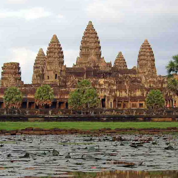 Angkor Temple Cambodia makes a perfect background for any fresh or salt water tank or aquarium as well as dry terrariums.