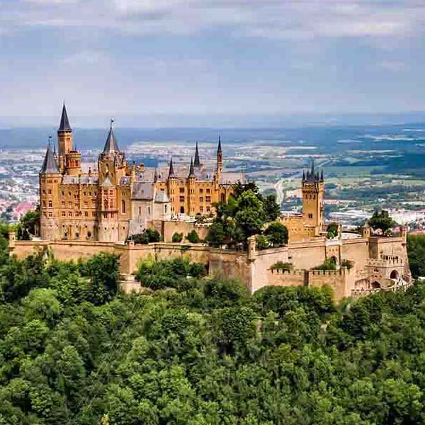 Castle Mountain View makes a perfect background for any fresh or salt water tank or aquarium as well as dry terrariums.