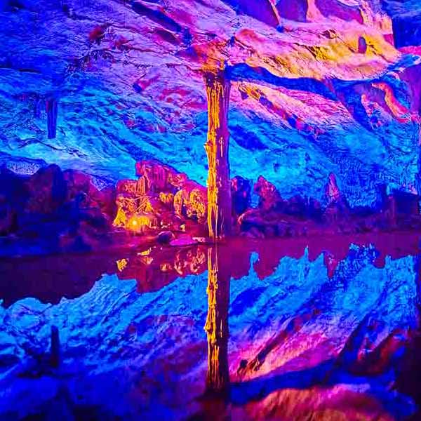 Guilin China Cave will make a perfect background for any fresh or salt water tank or aquarium as well as dry terrariums.