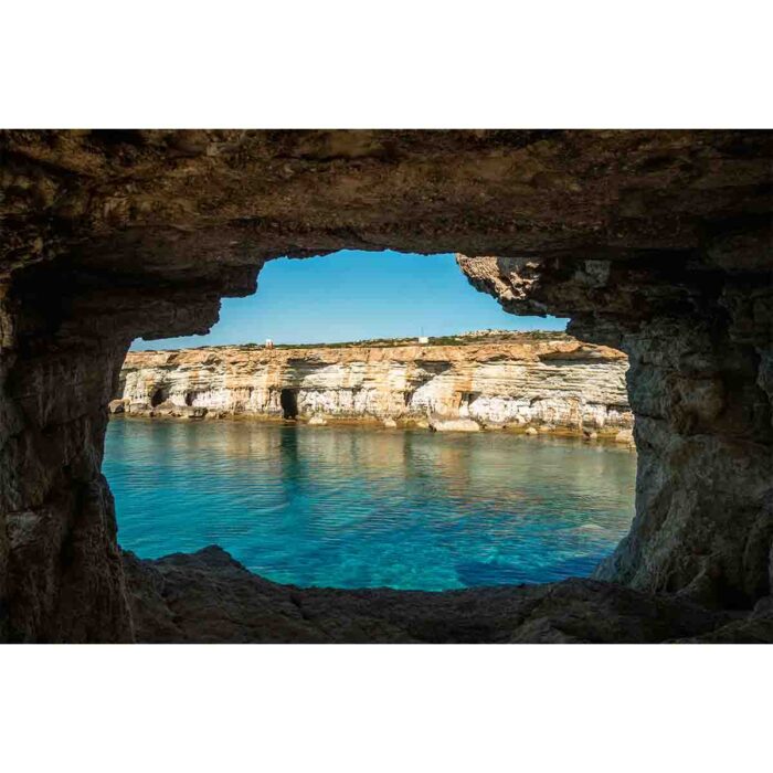 Ocean View Cave will make a perfect background for any fresh or salt water tank or aquarium as well as dry terrariums.