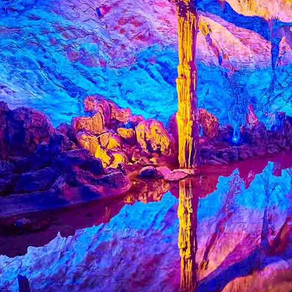 Reed Flute Cave III will make a perfect background for any fresh or salt water tank or aquarium as well as dry terrariums.