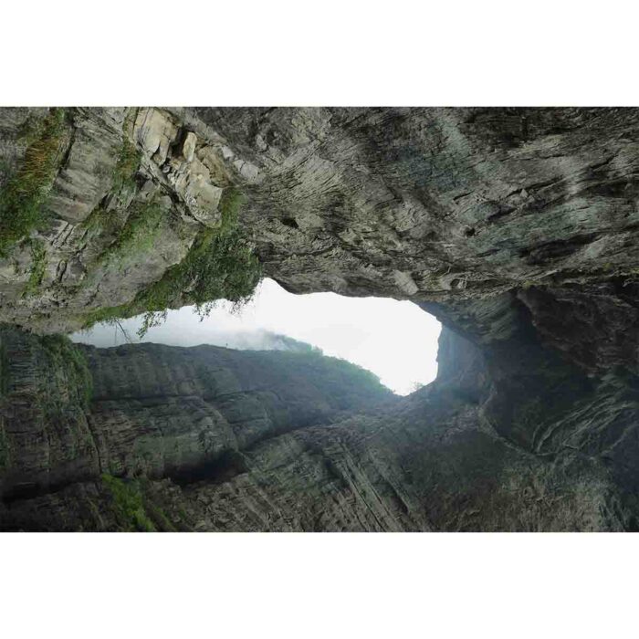 Tianmen Mountain Cave will make a perfect background for any fresh or salt water tank or aquarium as well as dry terrariums.