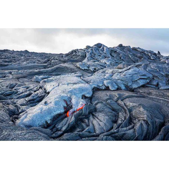 Active Lava Volcano will make a perfect background for any fresh or salt water tank or aquarium as well as dry terrariums.