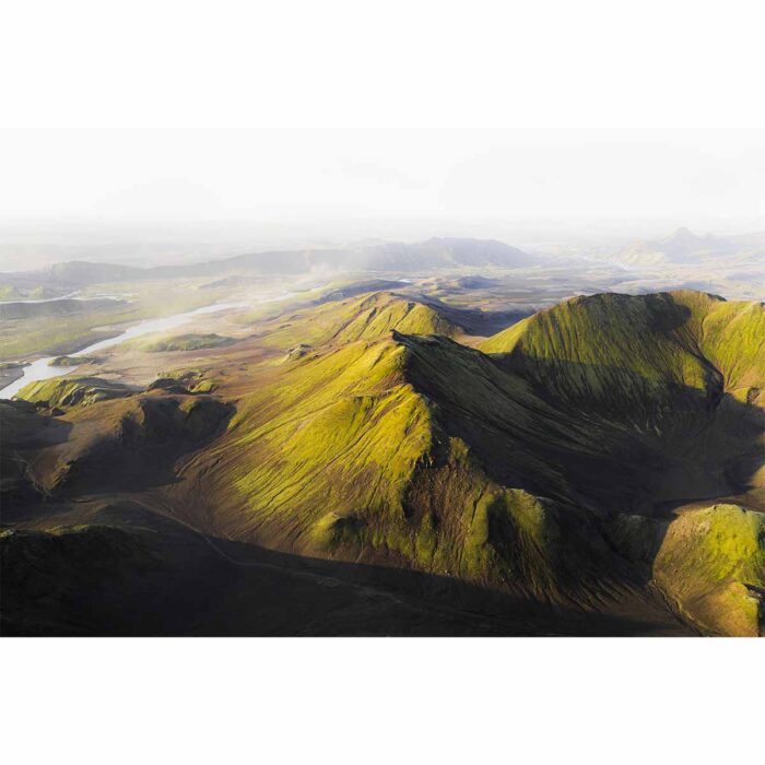 Amazing Icelandic Volcano will make a perfect background for any fresh or salt water tank or aquarium as well as dry terrariums.