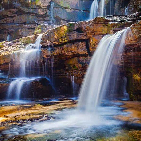 Amazing Rock Waterfall will make a perfect background for any fresh or salt water tank or aquarium as well as dry terrariums.