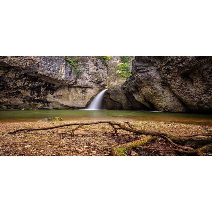 Amazing Rocky Waterfall will make a perfect background for any fresh or salt water tank or aquarium as well as dry terrariums.