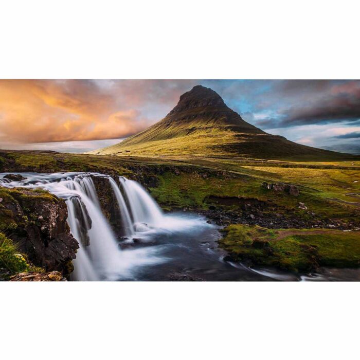 Amazing Volcano Waterfall will make a perfect background for any fresh or salt water tank or aquarium as well as dry terrariums.