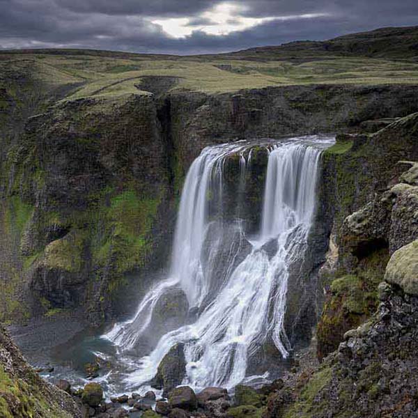 Cloudy Fagrifoss Waterfall will make a perfect background for any fresh or salt water tank or aquarium as well as dry terrariums.