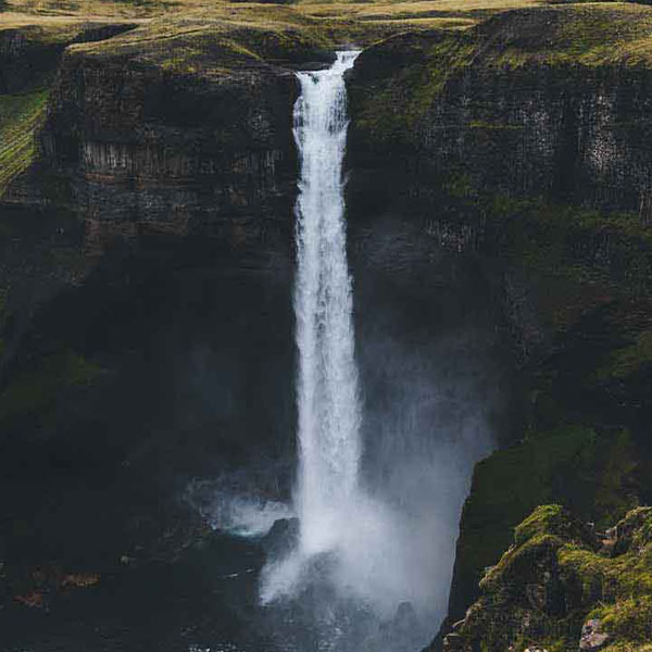 Dramatic Haifoss Waterfall will make a perfect background for any fresh or salt water tank or aquarium as well as dry terrariums.