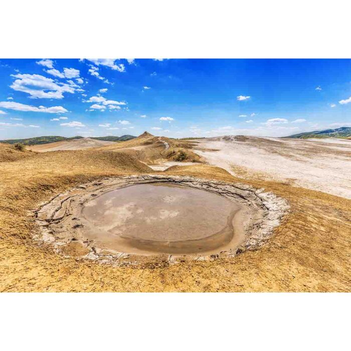 Fantastic Mud Volcano will make a perfect background for any fresh or salt water tank or aquarium as well as dry terrariums.