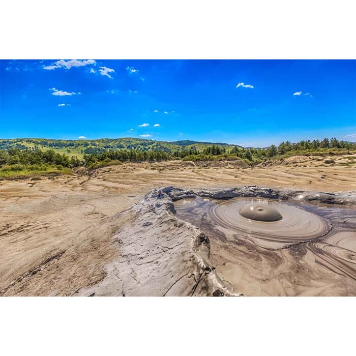 Fantastic Mud Volcano II will make a perfect background for any fresh or salt water tank or aquarium as well as dry terrariums.