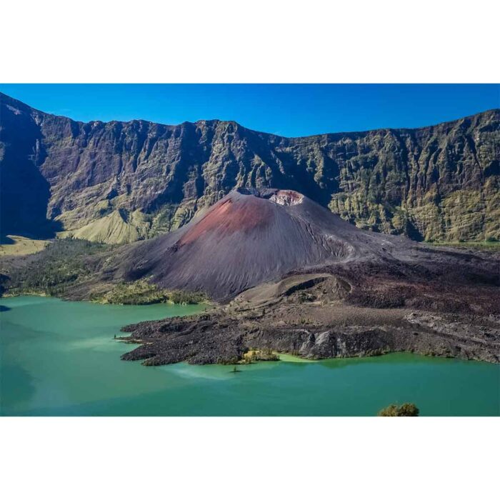 Gunung Rinjani Volcano III will make a perfect background for any fresh or salt water tank or aquarium as well as dry terrariums.