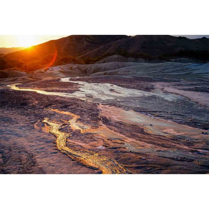 Muddy Volcano Sunset will make a perfect background for any fresh or salt water tank or aquarium as well as dry terrariums.