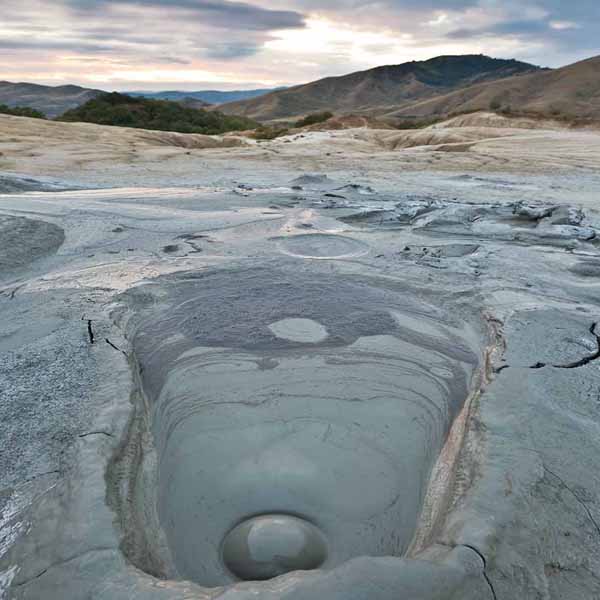 Romania Mud Volcano will make a perfect background for any fresh or salt water tank or aquarium as well as dry terrariums.