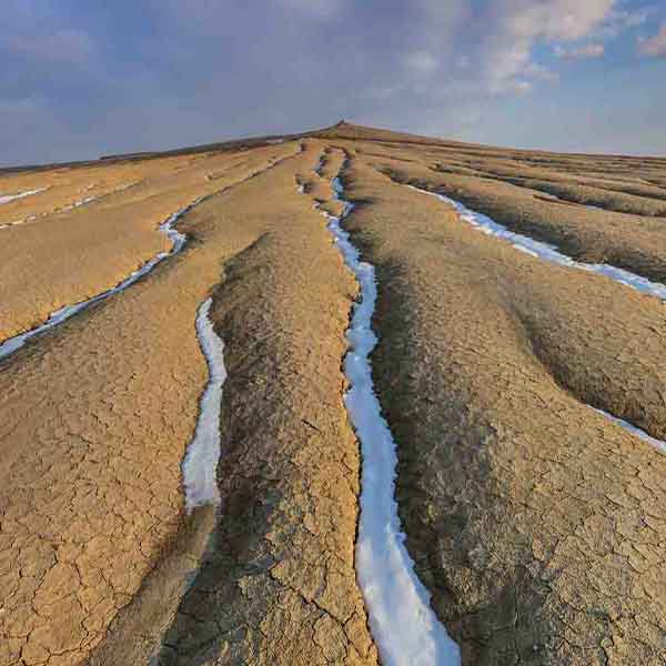 Romania Mud Volcano XVII will make a perfect background for any fresh or salt water tank or aquarium as well as dry terrariums.