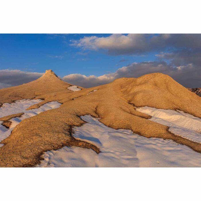 Romania Mud Volcano XIX will make a perfect background for any fresh or salt water tank or aquarium as well as dry terrariums.