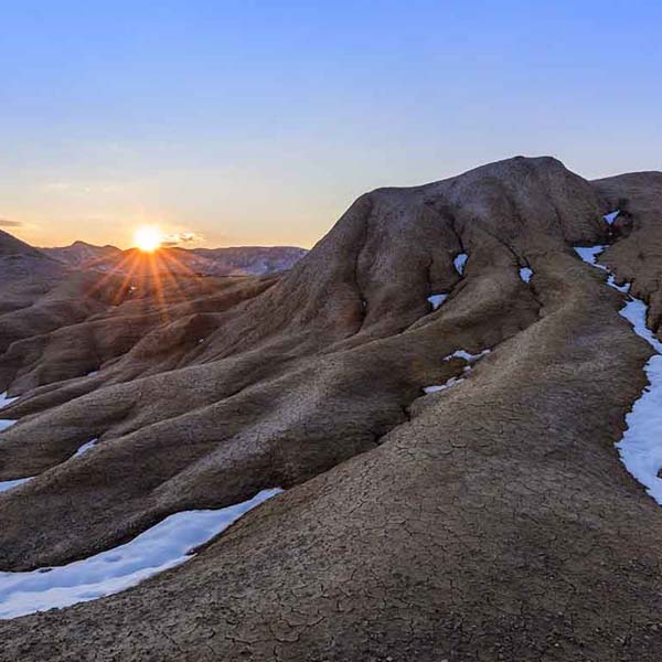 Romania Mud Volcano XX will make a perfect background for any fresh or salt water tank or aquarium as well as dry terrariums.