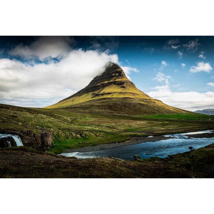 Unbelievable Kirkjufellsfoss Volcano will make a perfect background for any fresh or salt water tank or aquarium as well as dry terrariums.