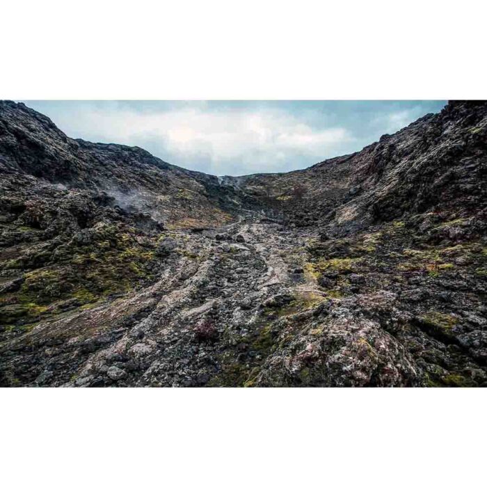 Volcanic Surface Formation will make a perfect background for any fresh or salt water tank or aquarium as well as dry terrariums.