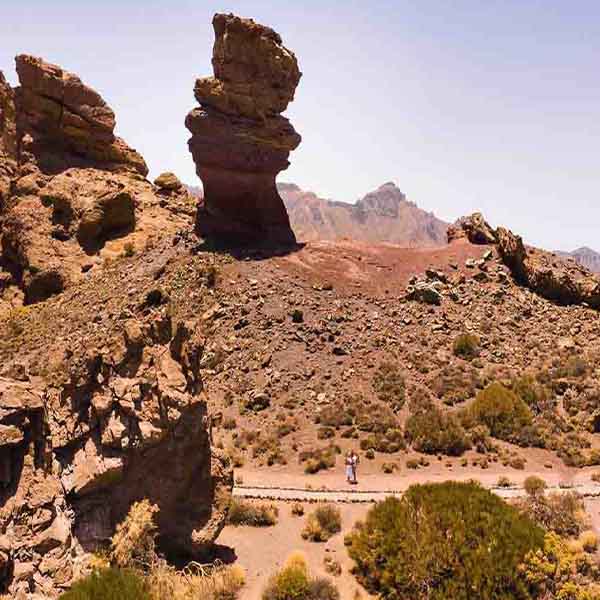 Volcano National Park will make a perfect background for any fresh or salt water tank or aquarium as well as dry terrariums.