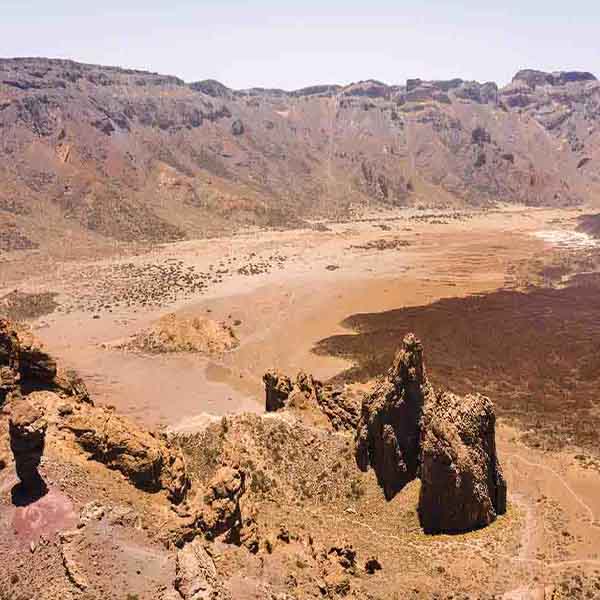 Volcano National Park II will make a perfect background for any fresh or salt water tank or aquarium as well as dry terrariums.