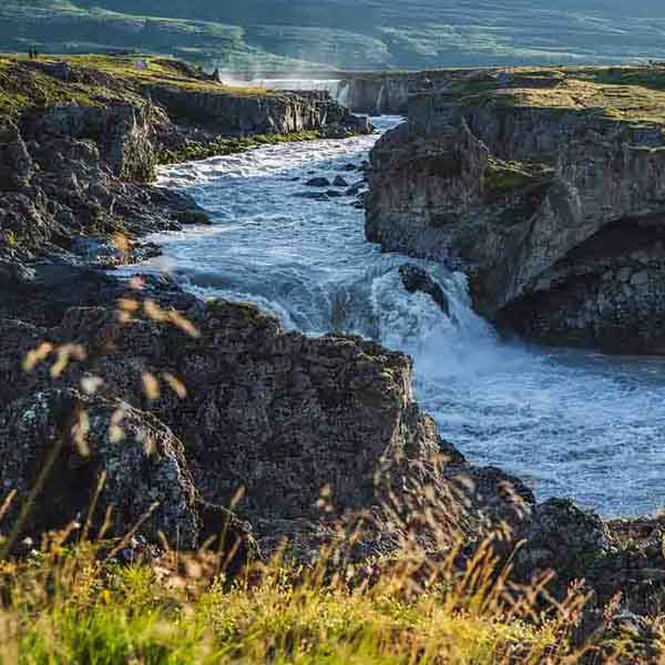 Geitafoss Godafoss Waterfall will make a perfect background for any fresh or salt water tank or aquarium as well as dry terrariums.