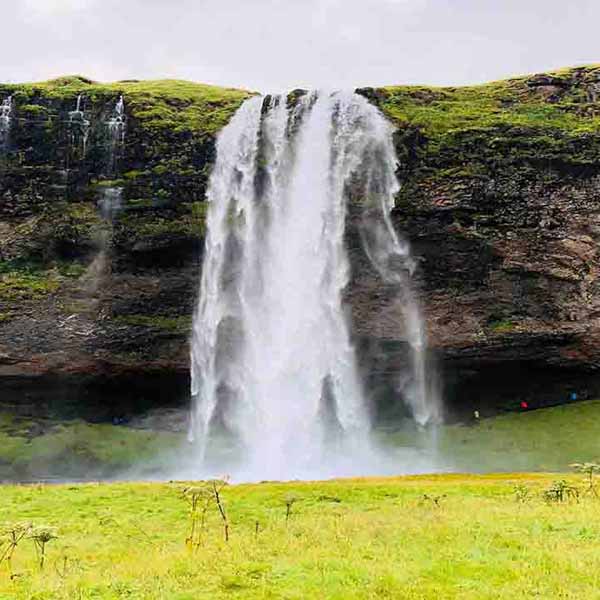 Icelandic Green Waterfall will make a perfect background for any fresh or salt water tank or aquarium as well as dry terrariums.